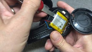 Battery Replacement BEATS headphones SOLO3 (How to instructions)