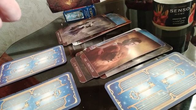 Какой тебя видят окружающие??Мужчины,женщины,высшие силы????#онлайнгадание#раскладтаро#гадание# смотреть онлайн