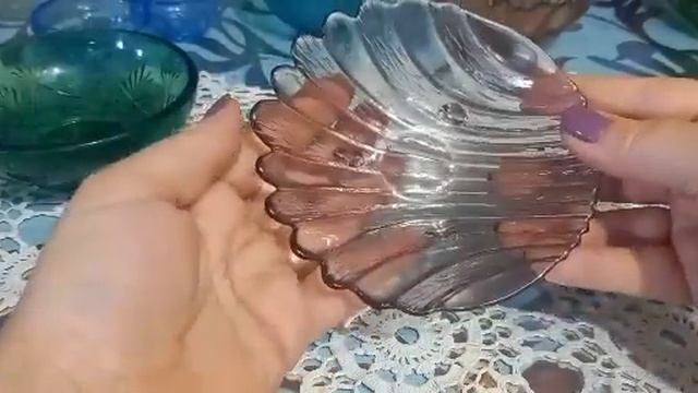 Винтажное цветное стекло .Мини вазочки ,розетки .