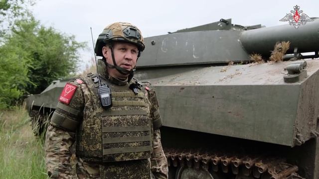 Военные инженеры уничтожили опорный пункт и иностранную боевую технику противника