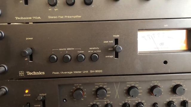 Электронный кроссовер Technics 9015C