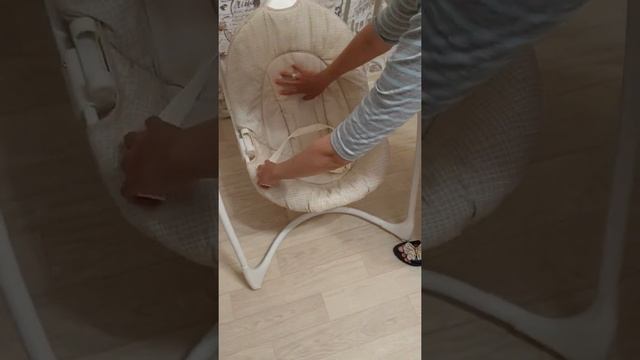 Обзор на электрокачели от Graco