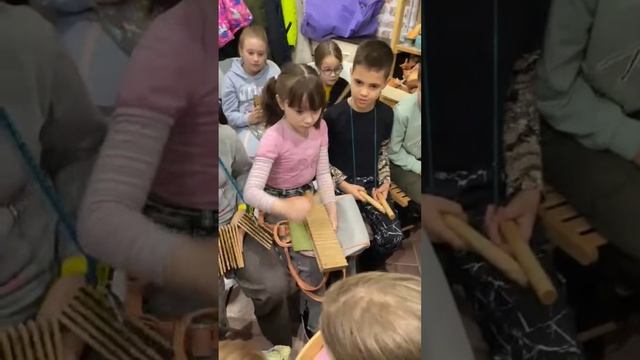 Мастер-класс по игре на русских традиционных музыкальных инструментах | Александра Шерина смотреть онлайн