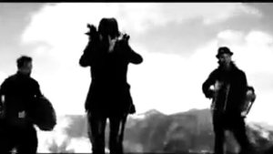 гурт Луйку та Дмитро Ципердюк - Танцюй Вуйку