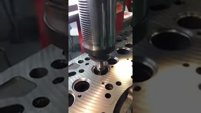 BV90 Станок для обработки фаски седла клапана смотреть онлайн