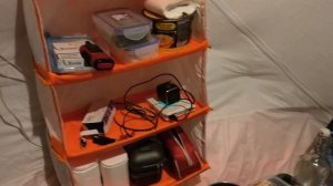 Обустройство фен шуй двухслойной зимней палатки Пингвин Призма Премиум