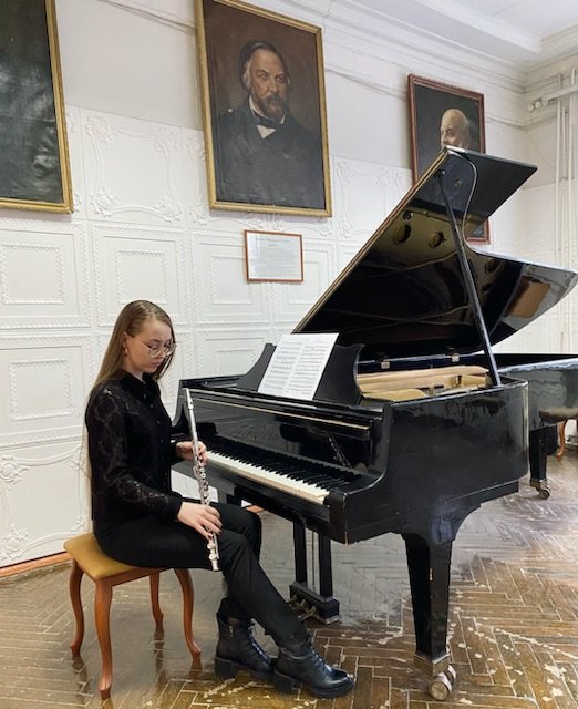 Б. Ромберг Концерт для флейты с оркестром си минор, 1ч.