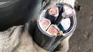 Очистка кабеля от изоляции