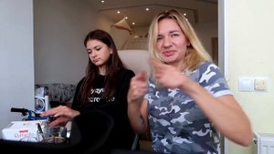 ЧТО ХОЧЕТ ЛИЗА???😱 Лиза Найс ЗА КАМЕРОЙ❤️MUM Liza Nice