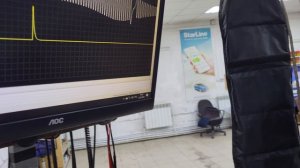 Старенькая Приора, не едет.