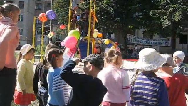 Открытие детской площадки смотреть онлайн