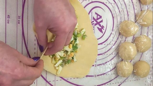 Просто и вкусно. Лепешки с зеленью