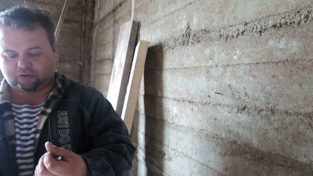 Опилкобетон,вкручиваем саморезы,забиваем гвозди и т.д.