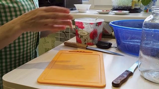 чистим рыбу, солим рыбу, щука в банке #помощь #жизнь #доступнаясреда #любовь