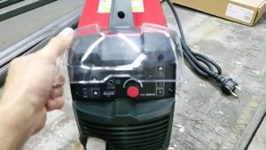 сварочный инвертор Elitech АИС 200SYN мини обзор часть1