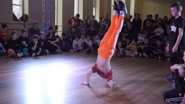 BUBBLE GUM х ГЛЕБ |ОТБОР | BREAKING 1x1 смотреть онлайн