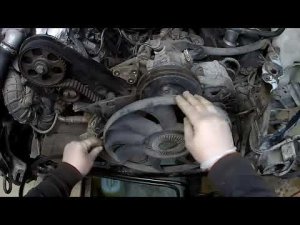 Меняю ГРМ , помпу, ремни тнвд .Ауди 100 С4 .  Неожиданный финал