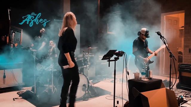 Seven Nation Army / Blackie @fender Stratocaster in action смотреть онлайн