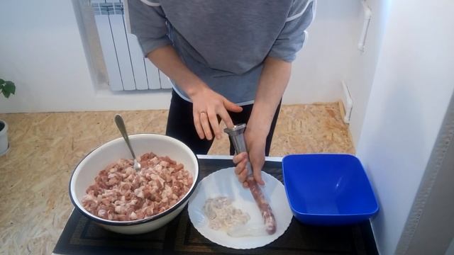 Домашняя колбаса.ОЧЕНЬ ВКУСНАЯ!!!!!!!Пошаговое приготовление. смотреть онлайн