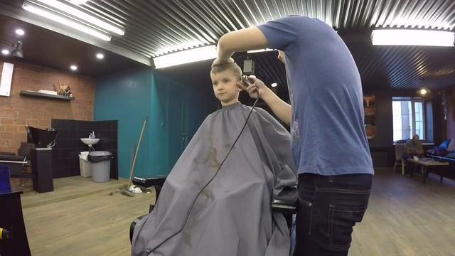 Стрижка сына смотреть онлайн