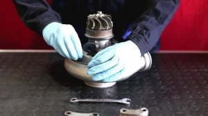 УСТАНОВКА КАРТРИДЖА ТУРБОКОМПРЕССОРА УСТАНОВКА КАРТРИДЖА В ТУРБИНУ