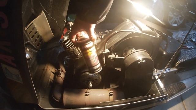 Snowmobile Crank Seals - 1973 Arctic Cat Lynx Part 4 - MNMoto Vlog #25 смотреть онлайн