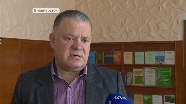 В Приморье наблюдается пик активности клещей смотреть онлайн