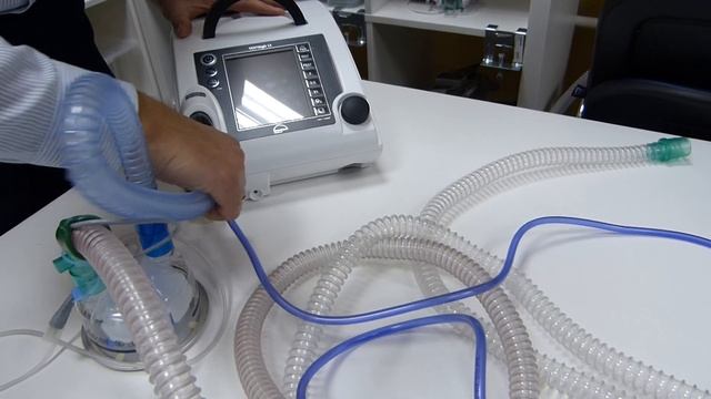 Подключение 2х патрубочного контура к аппарату ИВЛ Ventilogic LS смотреть онлайн