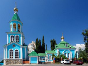 Лазаревское. Храм Рождества Пресвятой Богородицы