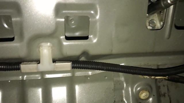 Toyota Camry 40 регулировка замка багажника. Делаем полностью открывание багажника с ключа смотреть онлайн