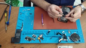 IPhone X. Замена дисплея и задней крышки.