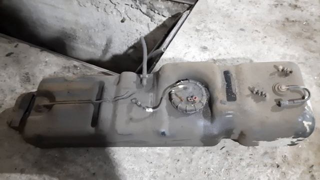 Форд Транзит 2.0Tdci, 2005 года, демонтаж и мойка бака. Топливная аппаратура Делфи. смотреть онлайн