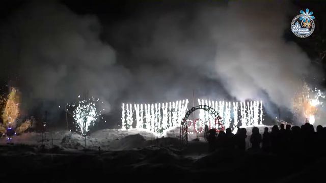 Наземные фейерверки и салют в "Царской охоте", 25.12.2014 г. смотреть онлайн
