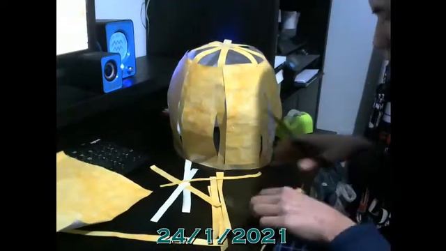 H.I.M: the costume of V-07-TR-0N part 1 смотреть онлайн