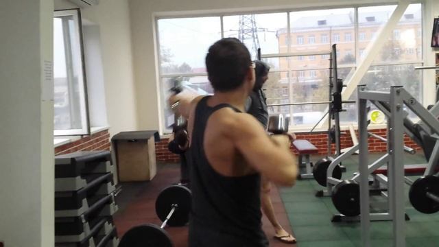 Новое упражнение с гантелями Челябинская карусель смотреть онлайн