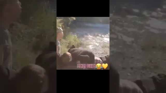 Тэхёна пора домой В гостях хорошо дома ждут✌️ смотреть онлайн