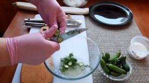 Очень простой салат! Салат из редьки дайкон! Очень простой, витаминный и ароматный рецепт