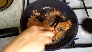 Бомбический жареный картофель с беконом и яйцом