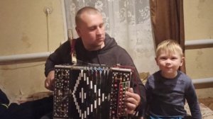 Ой, да не вечер, да не вечер.Мне малым мало спалось. Под гармонь!