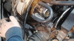 снять генератор BMW X6 двигатель S63