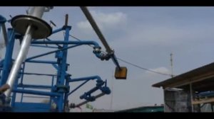 Демонстрация работы консоли налива с противовесом