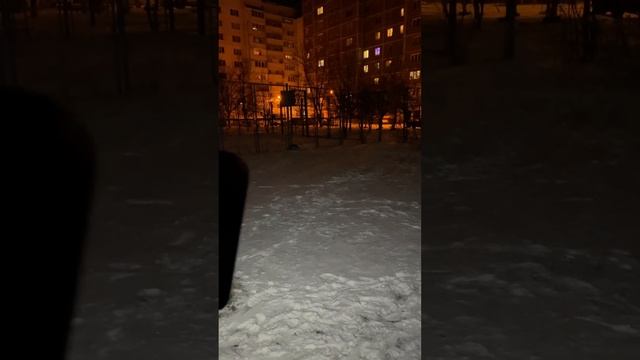 Прожектор на солнечной батареи смотреть онлайн