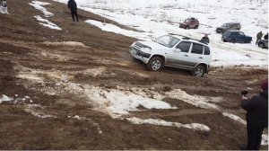 Chevrolet Niva и Нива на покатушках