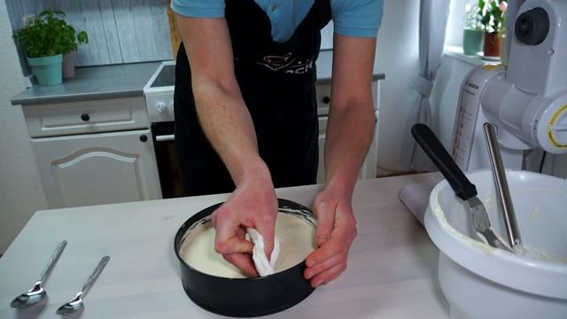 Чизкейк. ПРОСТОЙ и ВКУСНЫЙ рецепт без выпечки с клубникой. No-Bake Cheesecake with strawberries смотреть онлайн