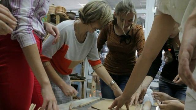 Традиційні українські народні ремесла.Гончарство. смотреть онлайн