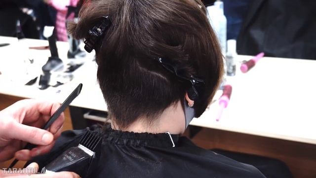 SUPER HAIRCUT – VERY LONG TO SHORT BOB UNDERCUT - WOMEN HAIRCUT смотреть онлайн