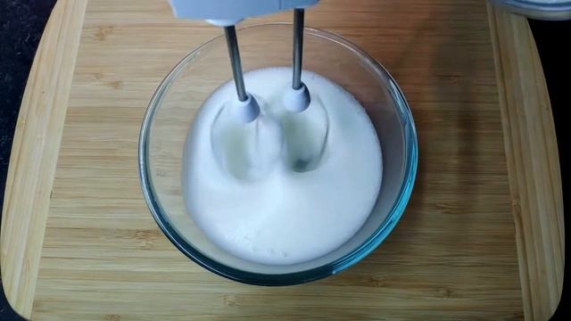 ПАНКЕЙКИ самые ПРОСТЫЕ и ВКУСНЫЕ без соды и разрыхлителя. Вкусный ЗАВТРАК по-американски