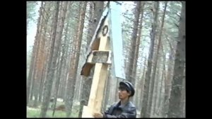 Колодозеро - Пелусозеро. Воздвижение Владимиром Леоновичем памятного креста в Пелусозере.