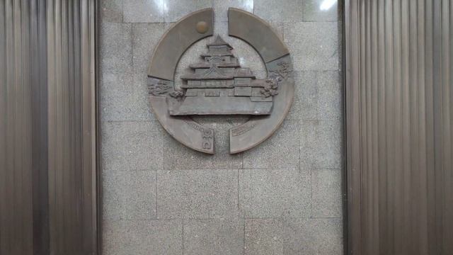 Метро Владыкино - могучая станция сороконожка с 40 колоннами подпирающих МЦК РЖД и с храмами #metro