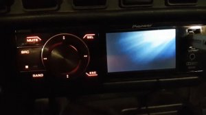 pioneer mvh-570 av перезагружается при воспроизведении с usb
